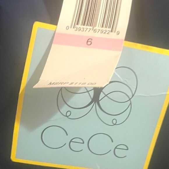 CeCE| NWT Women’s Cold Shoulder Dress w/ Embroidered Sleeves Size 6 Retail $116 - Picture 5 of 11